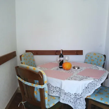 Rodic Apartment Omis